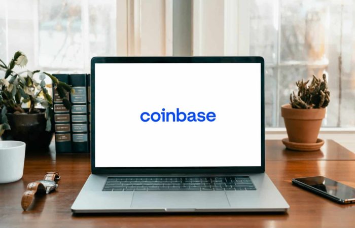 formation trading Coinbase au S&P 500